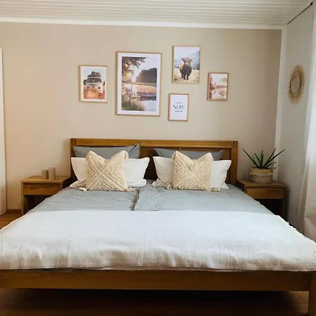 Kleine Auszeit Apartman Eisenberg